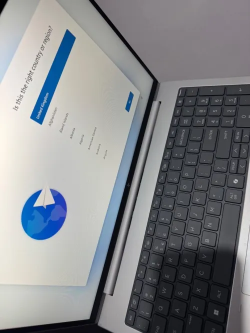 Laptop Professionnel IA HP elitebook 8 G1i