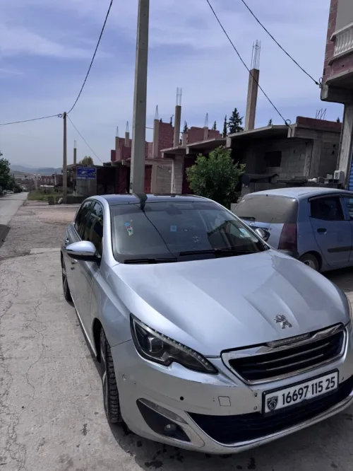 Peugeot 308 2015 Alure