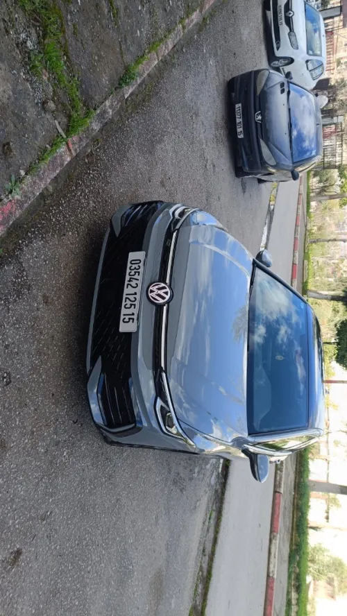 Volkswagen Golf 8 2025 R-Line