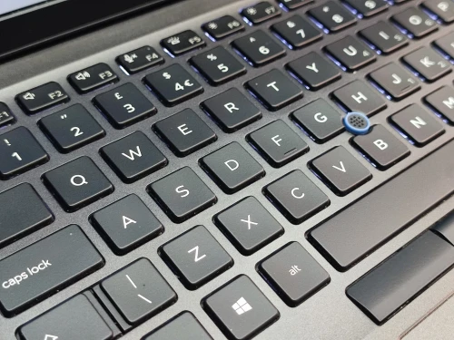 DELL LATITUDE 5400 I7 8665U 16GO RAM 512SSD 14 FHD TACTILE 