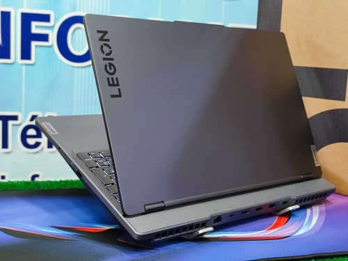 LENOVO LEGION Y7000 i9 14900HX 16GO RAM 1T SSD 15.6 FHD 240Hz RTX 5060 08GO JAMAIS UTILISÉ 