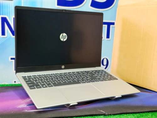 HP 255 G10 AMD RYZEN 5 7500U 08GO RAM 512SSD 15.6 FHD JAMAIS UTILISÉ SOUS EMBALLAGE 