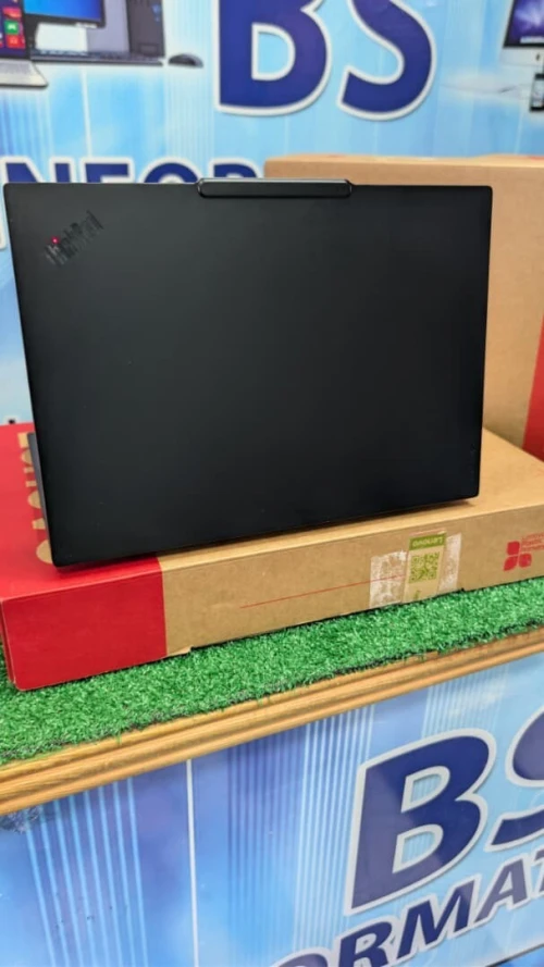 LENOVO THINKPAD E14 GEN 7 / AMD RYZEN 5 230 / 16GB DDR5 / 512 NVMe / 14"