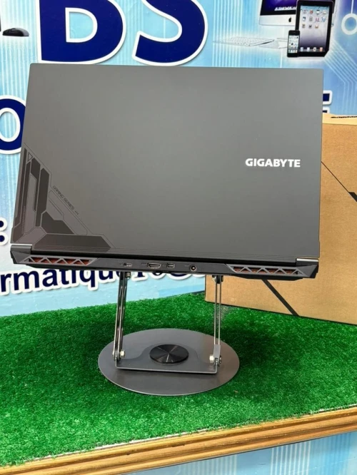 GIGABYTE G5 KF5 / i7-13620H / RTX 4060 / 16GB RAM DDR5 / 1TB SSD / 15.6" FHD 144 HZ