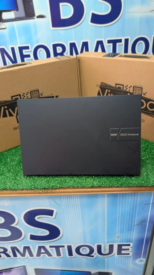 ASUS Vivobook 15 X1502V / I5 1334U / 8 GB DDR4 / 512 SSD NVME / 15.6"