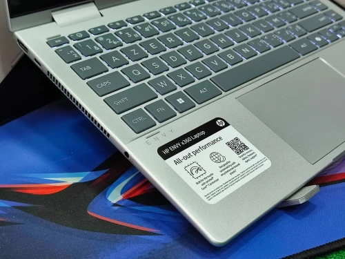 HP Envy x360 Intel Core 7 150U 16Go 512Go SSD écran 14 FUL HD tactile sous emballage jamais utilisé