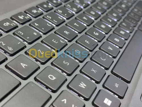 DELL LATITUDE 3550 I5 1345U 16GO RAM 512SSD 15.6 FHD JAMAIS UTILISÉ SOUS EMBALLAGE 