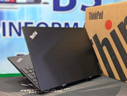 LENOVO ThinkPad E15 GEN4 I5 1235U 16GO RAM 256SSD 15.6 FHD NVIDIA MX 550 2GO JAMAIS UTILISÉ