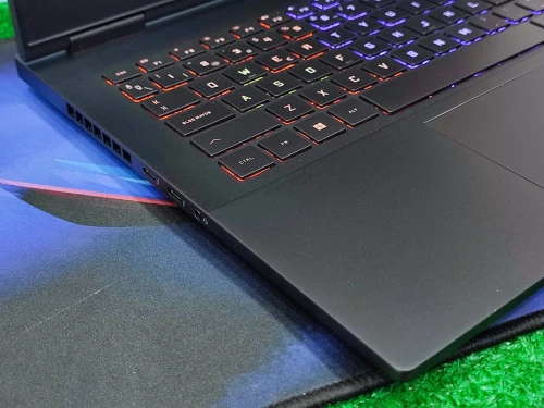 HP GAMING OMEN 16 I7 14700HX 32GO RAM 1TOSSD 16.1 FHD 165Hz RTX 4060 08GO NEUF JAMAIS UTILISÉ