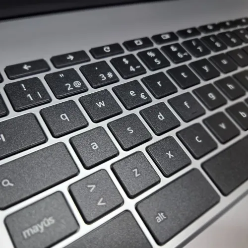 ASUS CHROMBOOK Intel Celeron N3350 08GO RAM 64GO 15.6 FHD JAMAIS UTILISÉ 
