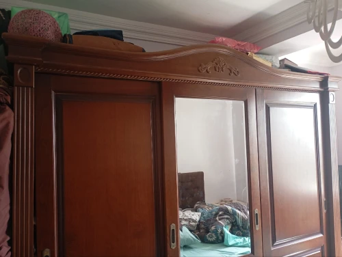 Armoire coulissante bois être