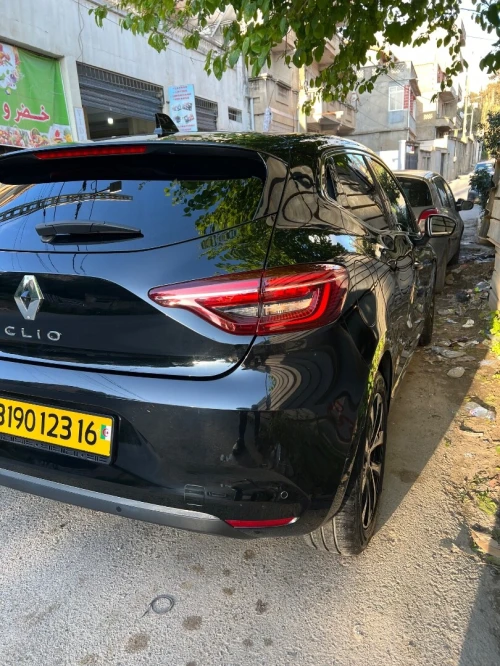 Renault Clio 5  2023 