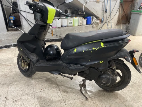 Piaggio Vivo 