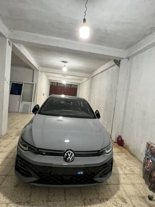 Volkswagen Golf 8 2025 R-Line