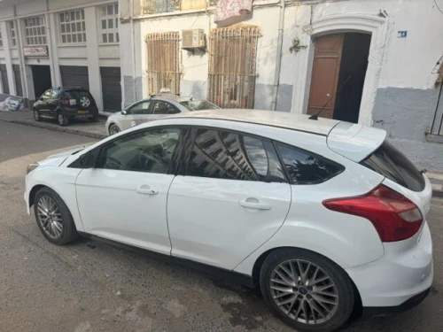 Ford Focus 5 portes 2015 Focus 5 portes