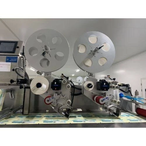 Machine de lingettes