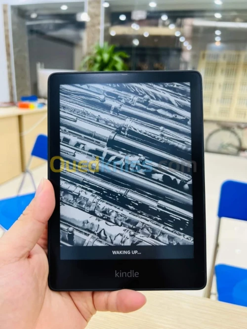 Kindle Paperwhite Signature Edition (32 GB) – With a 6.8" display, wireless charging, and auto-adjusting front light – Without Lockscreen Ads – Black Paperwhite Signature Edition 11 generation (32 GB)