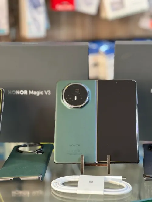 Honor Magic v3