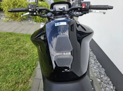 هوندا CB 750 هورنيت 2023