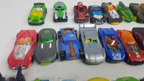 Voitutres miniatures hot wheels 