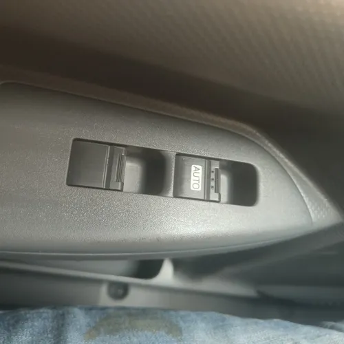 Isuzu NP clim Super jombo 2025