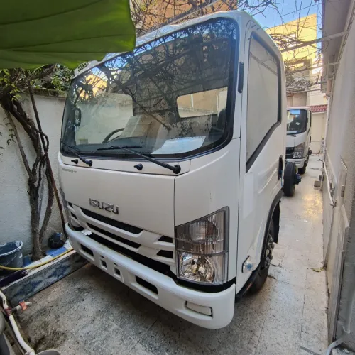 Isuzu Super jombo clim 2025