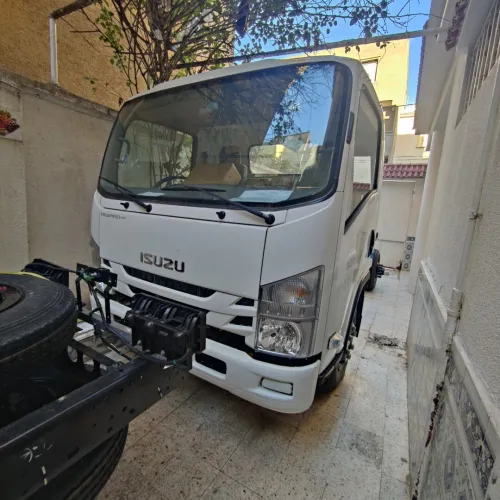 Isuzu NPR 71 Super jombo clim 2025
