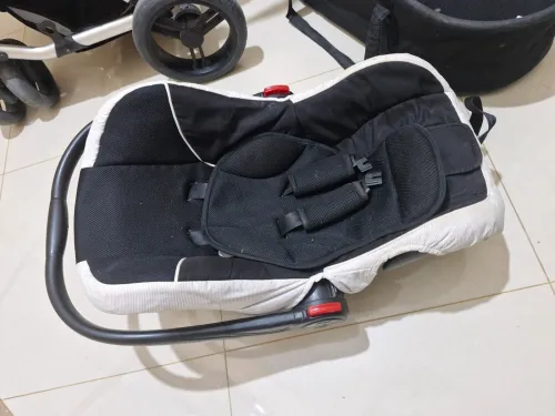 Poucette avec accessoires
