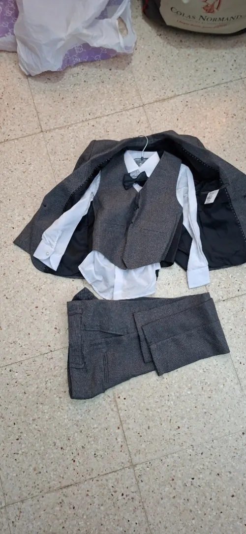 Costume 4 pièce enfant 5 ans