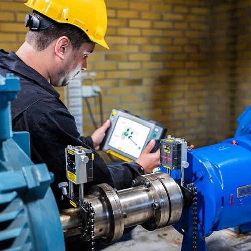 Alignement laser des machines tournantes (pompes, moteurs, compresseurs, turbines)