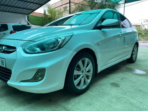 Hyundai Accent RB  4 portes 2018 Accent RB  4 portes
