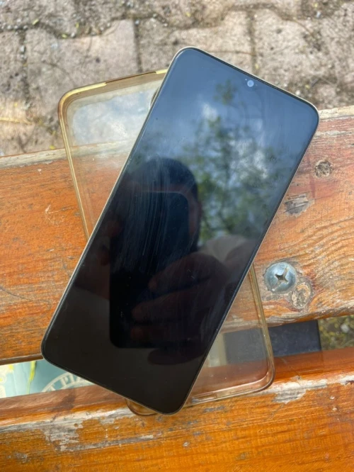 OPPO A38 avec ça boîte OPPO