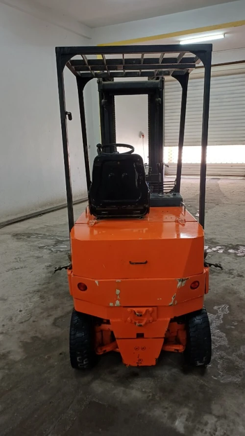 German Chario élévateur CE 118 E 2000