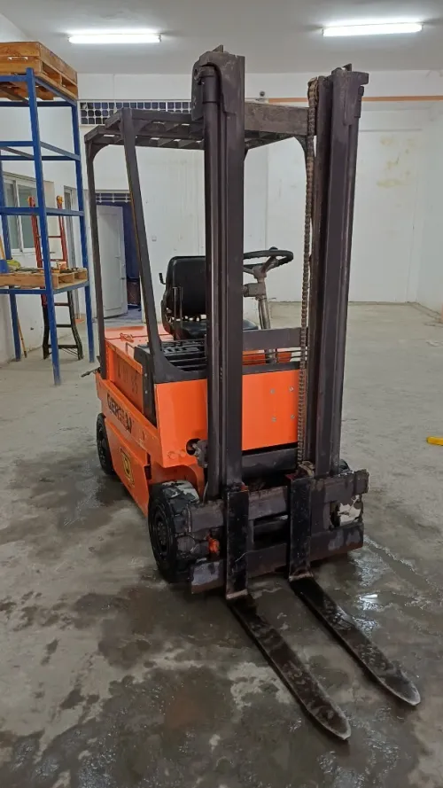 German Chario élévateur CE 118 E 2000