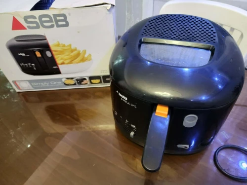 FRITEUSE SEB ORIGINAL PEUT UTILISER