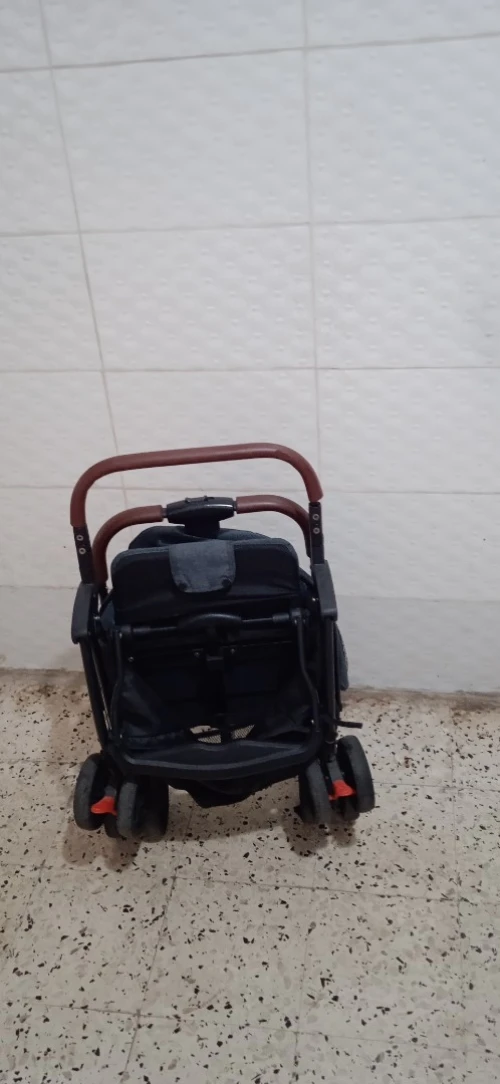 Poussette bébé+siège auto 