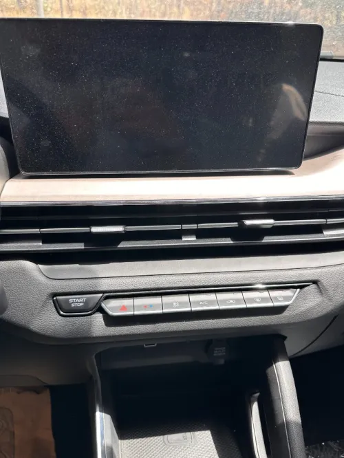 Livan X3 Pro  2026 Automatique (Avec toi ouvrant )