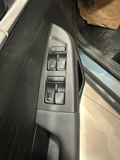 Livan X3 Pro  2026 Automatique (Avec toi ouvrant )