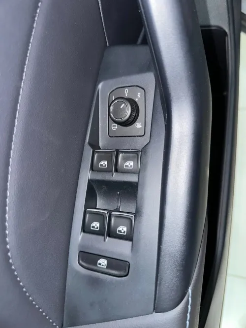 Volkswagen Tharu XR  2026 