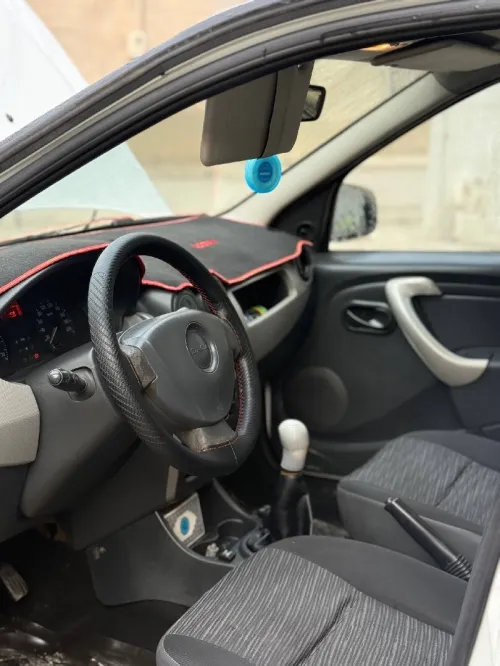 Dacia Logan 2012 