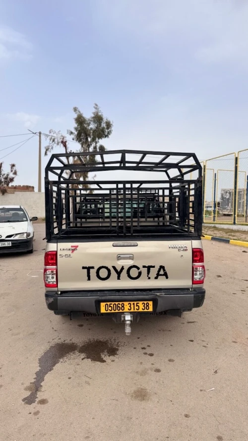 Toyota Hilux 2015 LEGEND DC 4x2