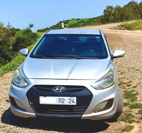 Hyundai Accent RB  4 portes 2012 Accent RB  4 portes