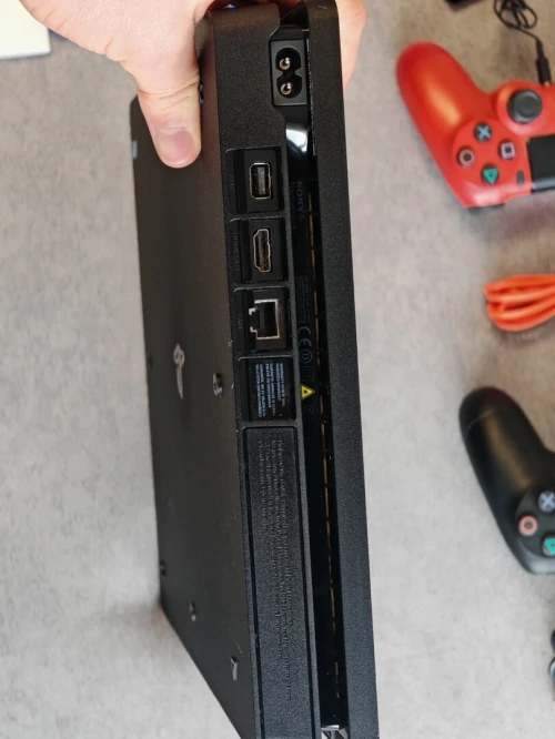 PS4