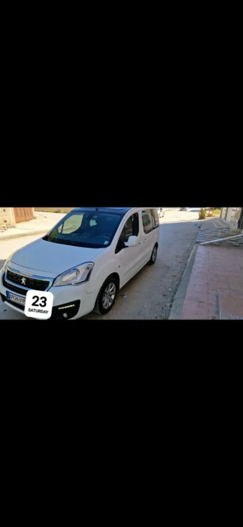 Peugeot Partner 2015 Tepee Allure 