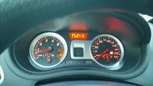 Renault Clio 3 2011 Night and Day