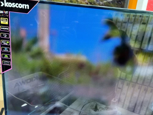 Promo TV KOSCOM 43 pouces android14 Smart 29900 da