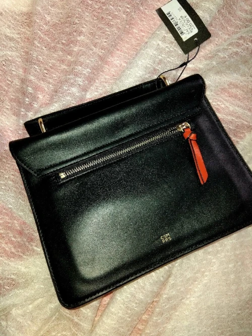 Élégance à la française Escarpin & Sac à Main Cosmo Paris