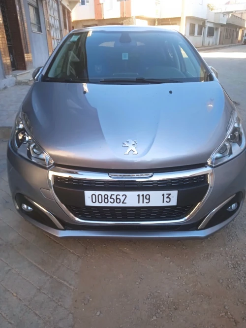 Peugeot 208 2019 Active Facelift