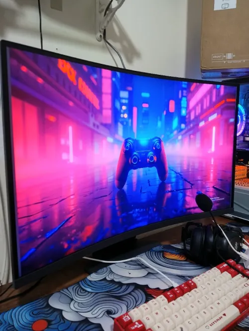 Monitor LG Curved 2K 180Hz