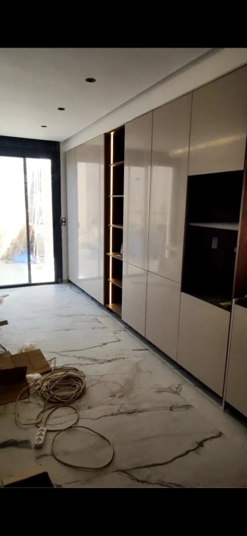 Dressing montage la pose meubles chambres à coucher, cuisine équipé, meubles tv ... 